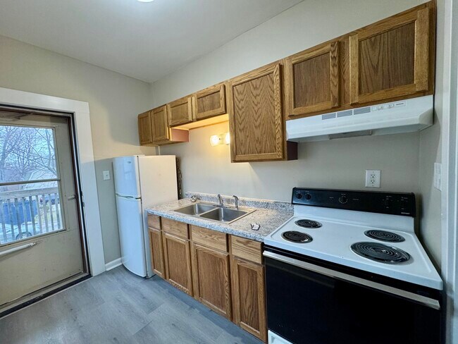 Photo - 1515 Taylor Ave