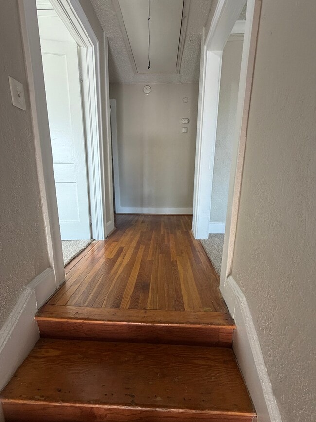 Photo - 2220 S Taylor St Unidad B