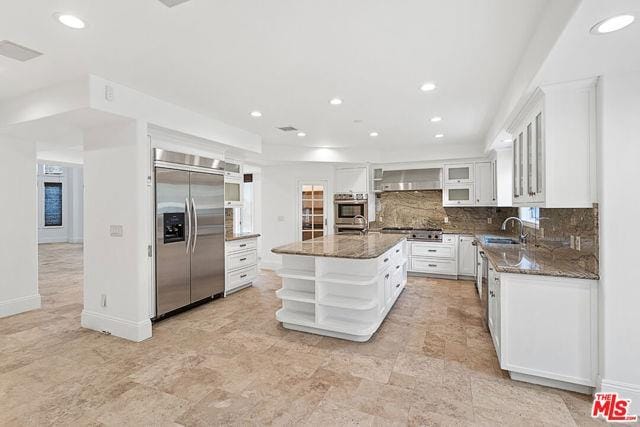 Building Photo - 4510 Tyrone Ave Rental