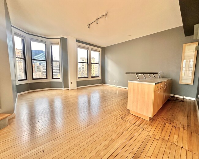 Photo - Oversized Downtown 1 Bed, 1 Bath + Den Condo!