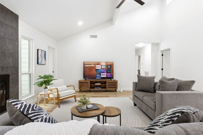 Photo - 15126 Forest Lodge Dr