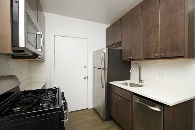 Photo - 2641 N Spaulding Ave Unit E2
