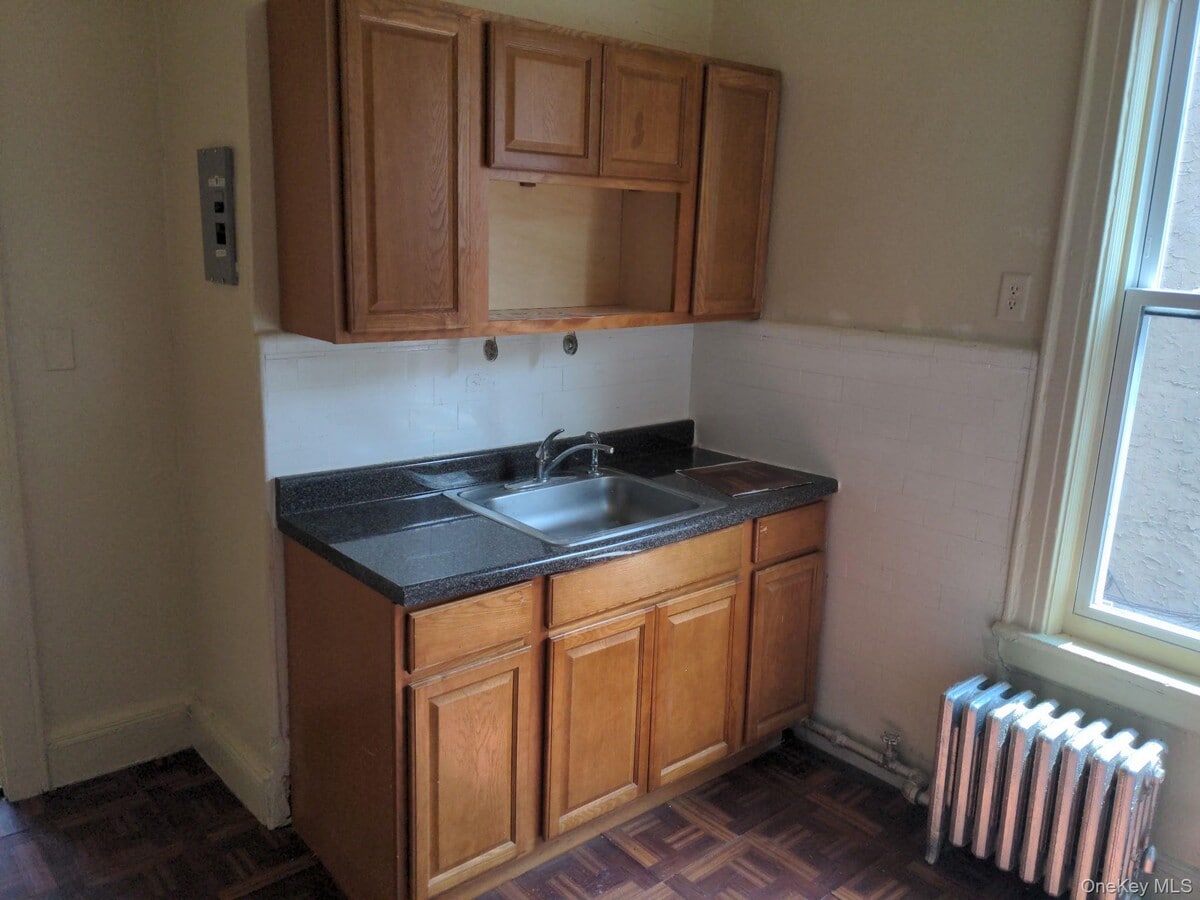 Photo - 31-40-40 98th St Unit 2