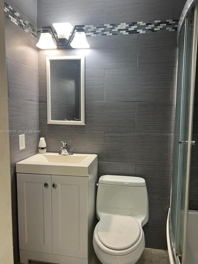 Photo - 4050 NE 12th Terrace Unit 13-1