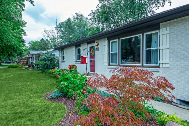 Building Photo - 710 Clemens Ave