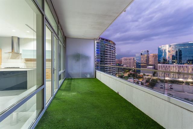 Photo - 2430 Victory Park Ln Condo Unit 1806