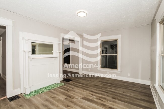 Photo - 2015 Sherman Ave