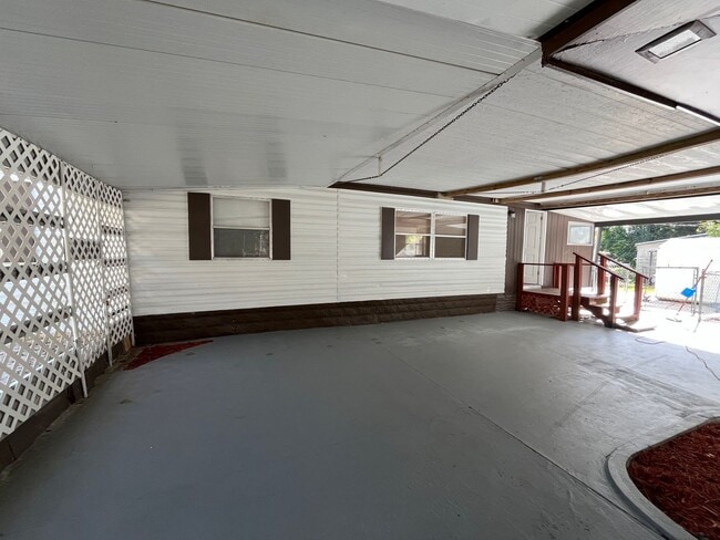 1052 Osceola Trail