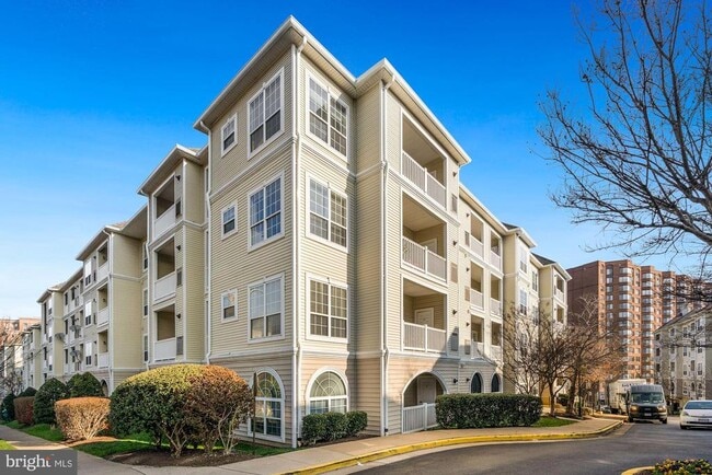 Building Photo - 4561 Strutfield Ln Unit 3215 Rental