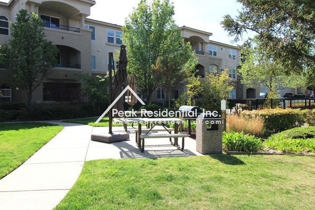 Photo - Wonderful 2bd/2ba Folsom Condo with 1 Car Garage!