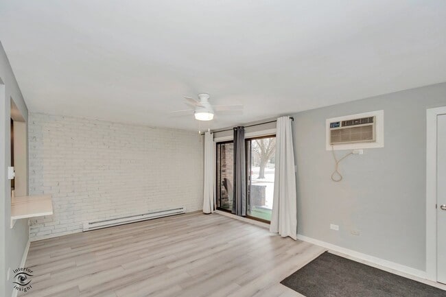 Photo - 7302 Blackstone Ave Unit 7