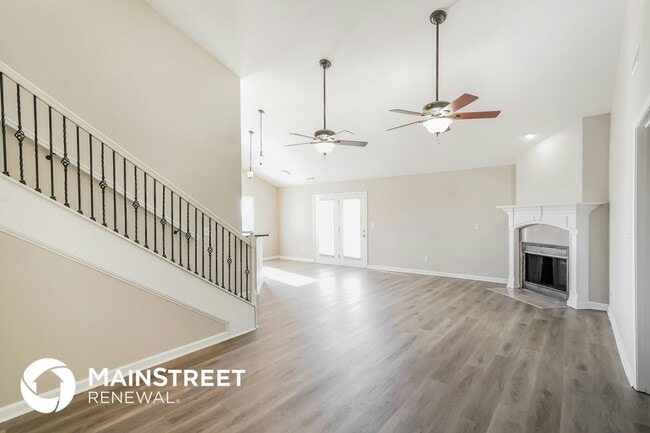 Photo - 1191 Bothwell Pl