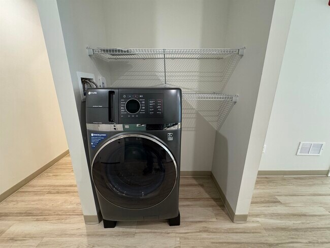 Photo - 6 Bridge St Unit 101