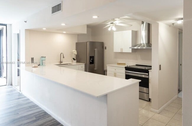 Photo - 105 Lake Emerald Dr Unit 708