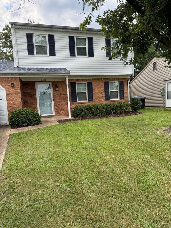 Photo - 1329 Pierside Ct