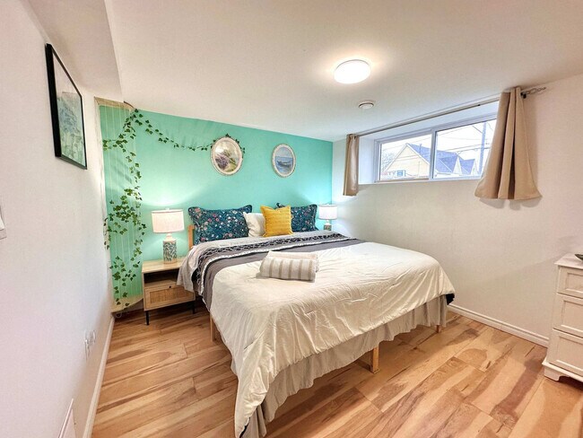 Photo - 663 King St Unit SI ID1604377P