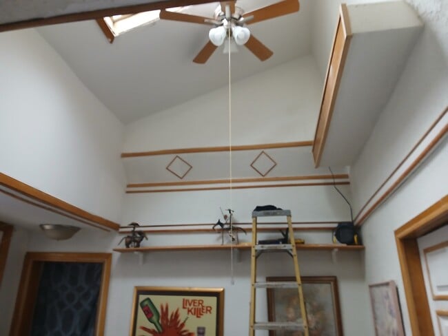 Photo - 112 E Maywood Ave