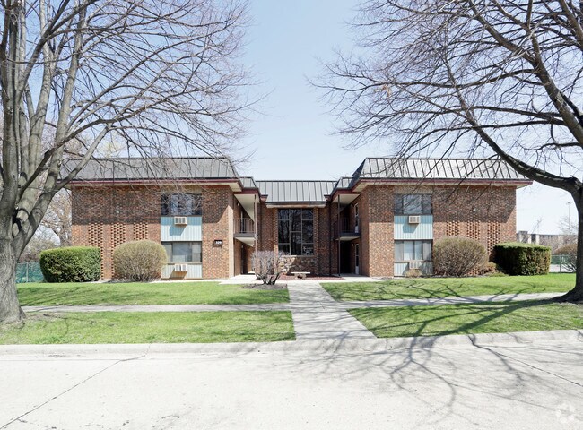 Photo - 315-329 Kimbell Ave