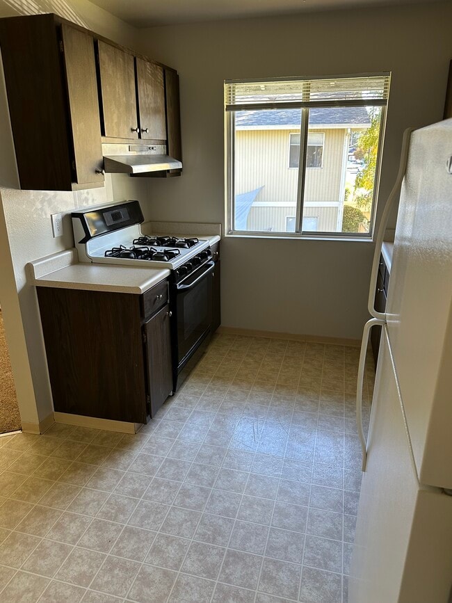 Photo - 7520 Bridgit Dr Unit D