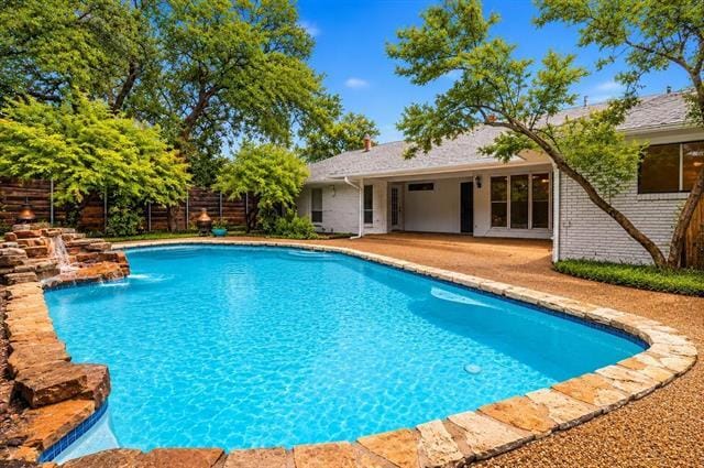 Photo - 6908 Heatherknoll Dr