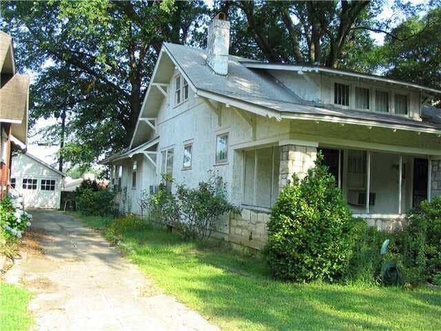Photo - 445 Garland St