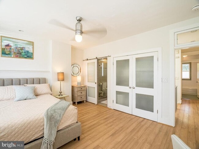 Photo - 1407 33rd St NW