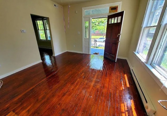 Photo - 2100 Ingram Ave