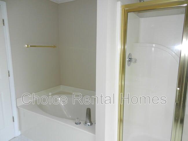 Photo - 2211 Summer Ridge Dr