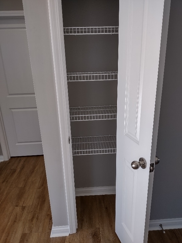 Photo - 227 E Oak St