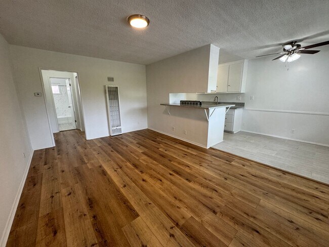 Photo - 11330 Ohio Ave