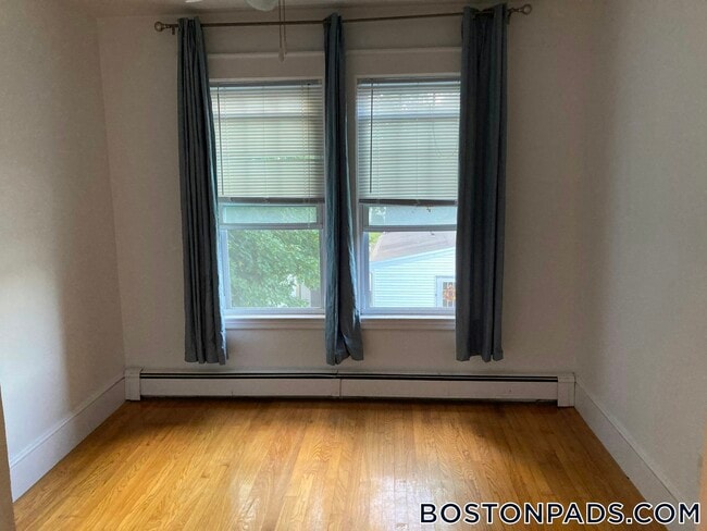 13 Blanchard Rd Unit 4