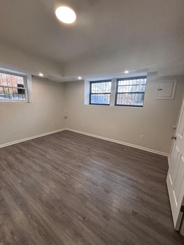 Photo - 157 S Harrison St