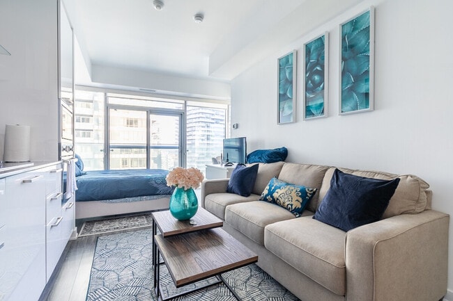 Photo - 127 Bremner Blvd Unité SI ID1467381P