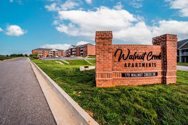 Photo - Walnut Creek Apartments