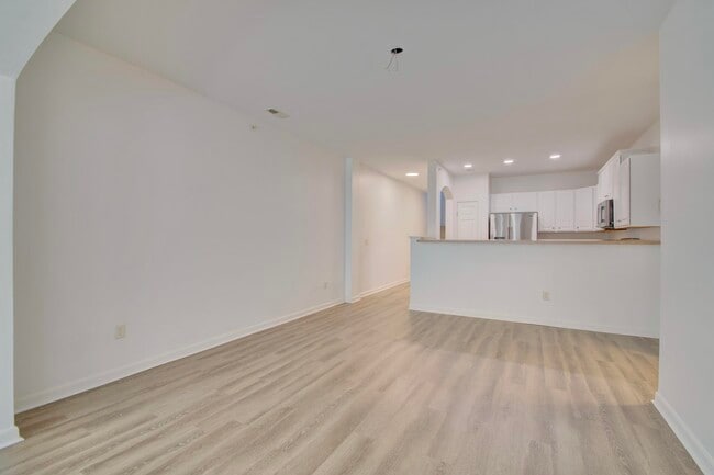 Photo - 379 Southwind Ln