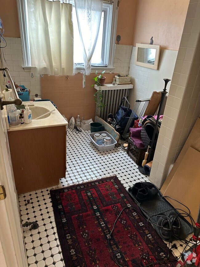 Building Photo - 140 S Fairmount St Rental