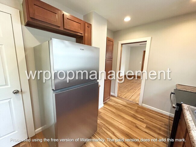 Photo - 4 bed 1 Bath home in West Toledo