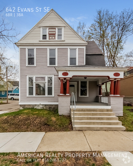 Building Photo - 642 Evans St SE Rental