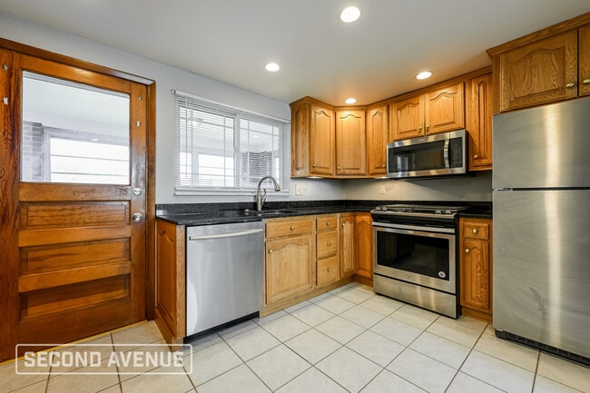 Photo - 1254 Edgewood Dr