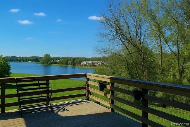 Photo - 19479 Scenic Harbour Dr