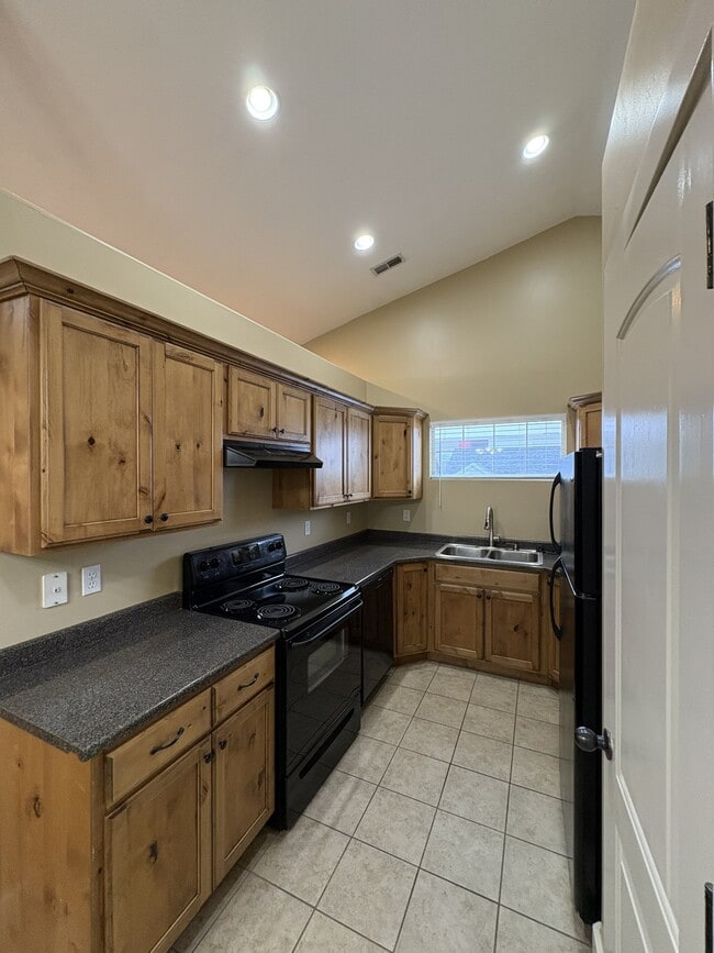 1165 N 220 W Unit 145