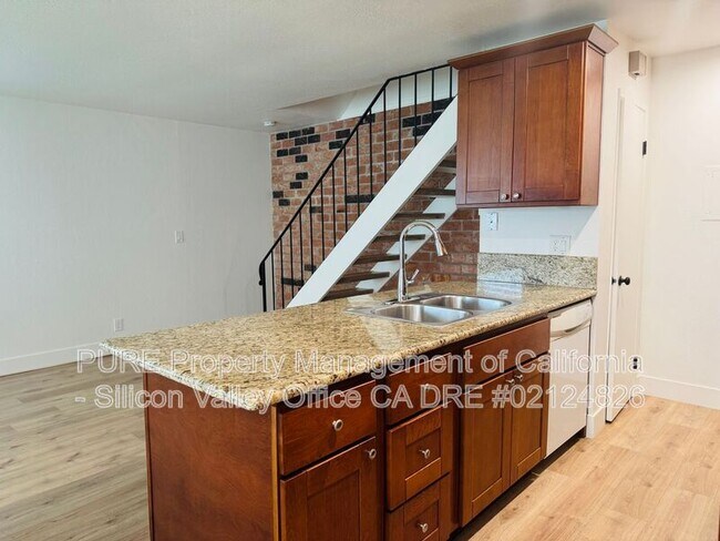 Photo - 2333 Saidel Dr Unidad #3