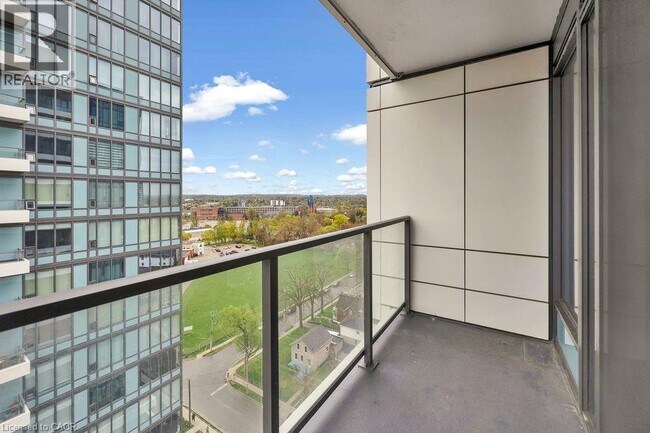 Photo - 5 Wellington St S Unit 603