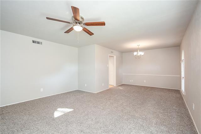 Photo - 1505 Hayfield Dr