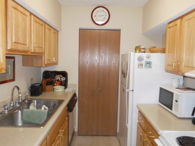 Photo - Riverview Terrace Apartments