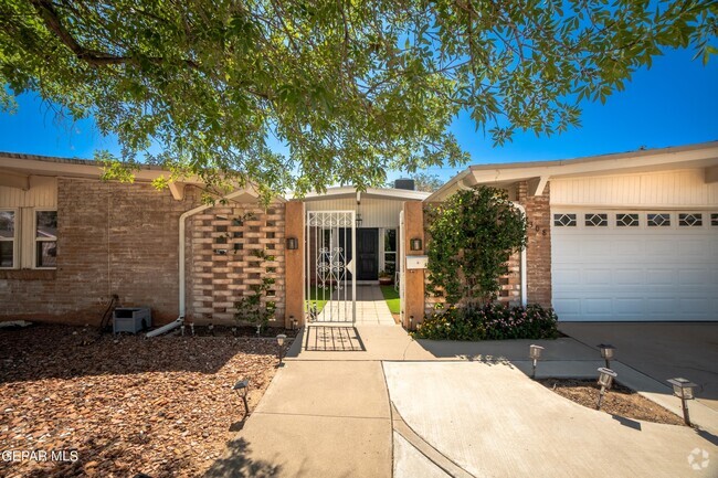 Building Photo - 8308 Parade Ln Rental