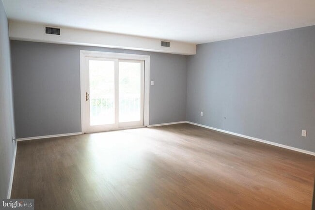 Building Photo - 20 Dougherty Blvd Unit L5 Rental