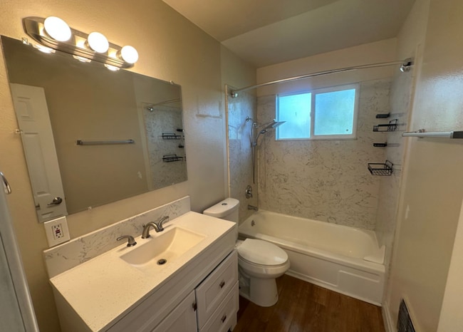 Photo - 145 Keystone Pl Unit 145 Keystone Place E