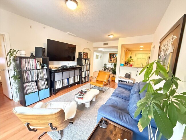 Photo - 6630 NW 114th Ave Unit 1527