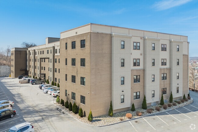 100 Wall St - 100 Wall St